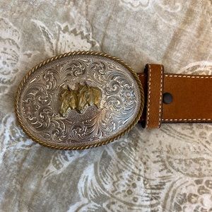 Montana Silversmith Double HorseHead Silver Buckle and Belt